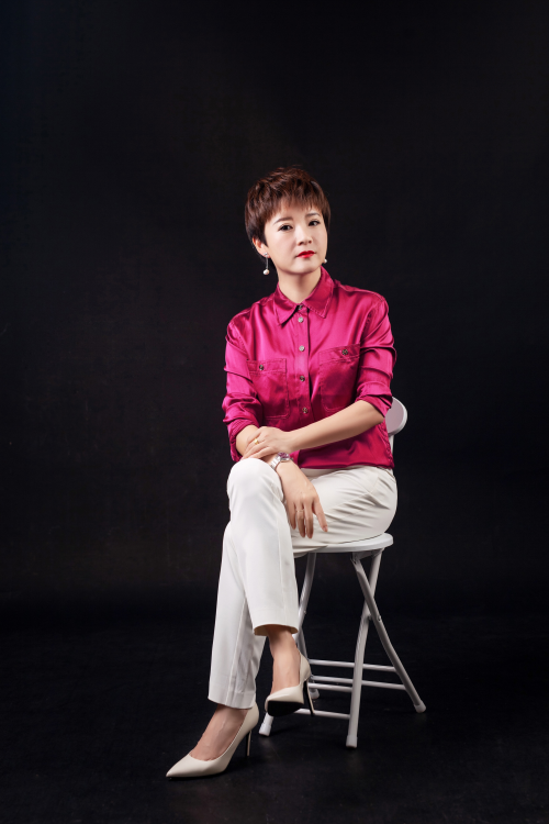 羞秘曾玉容：那段日子让我重新认识生命