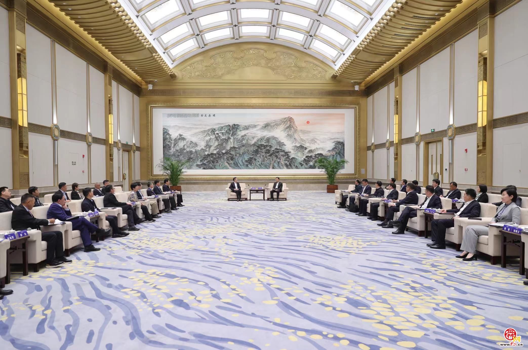 刘强会见出席2023济南科创金融论坛嘉宾