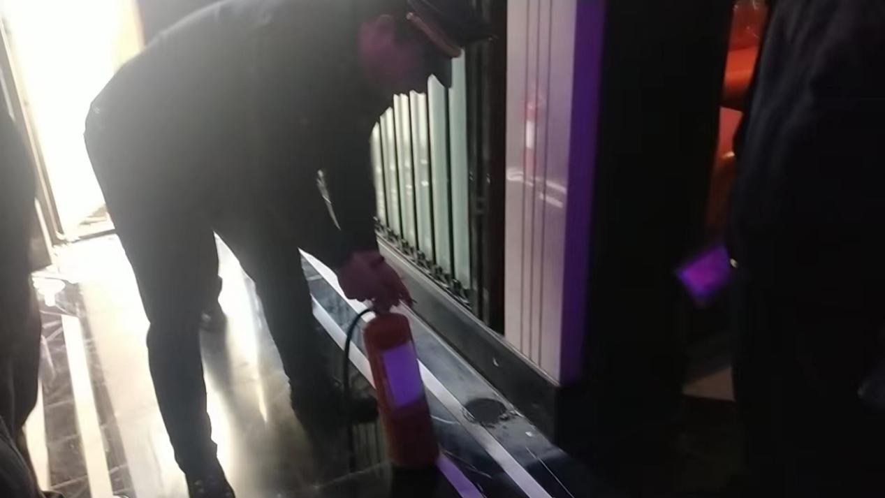 同和中队：假期展开文化娱乐市场检查行动1.png