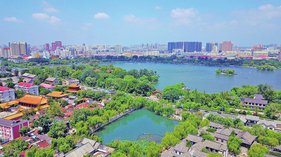 趵眼丨城市与民营企业“交心”，一场高规格座谈会演绎“双向奔赴”