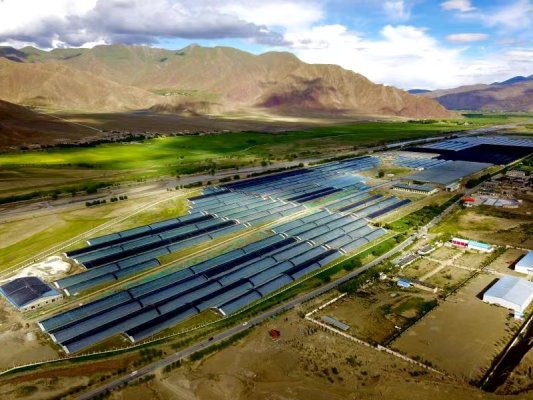 西藏日喀则珠峰现代农业科技创新博览园