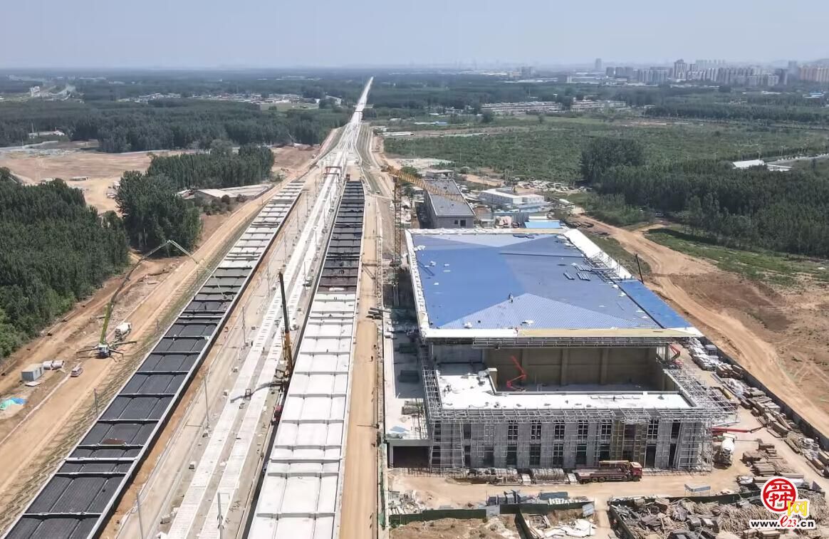 济郑高铁长清站建设进入装饰装修阶段