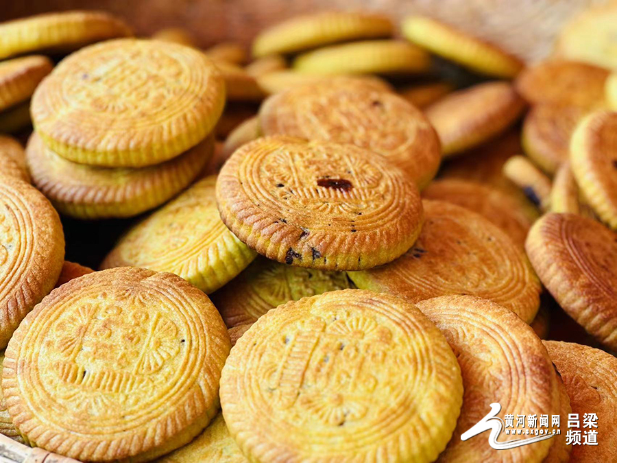 吕梁传统手工月饼守味浓浓乡情