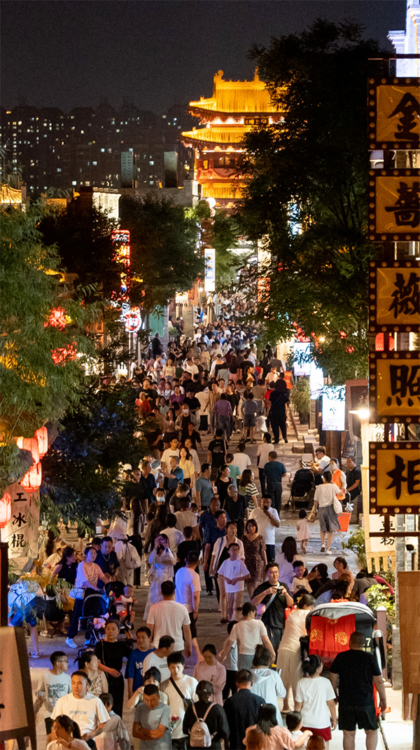 日均客流量达9万人次!忻州古城不夜城旅游打卡火爆