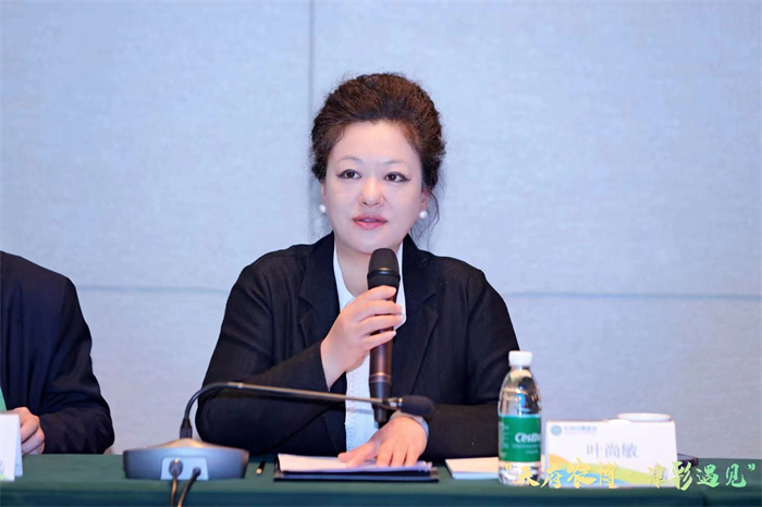 活动中,成都市新津区委常委,统战部部长叶尚敏,成都市博览局副局长