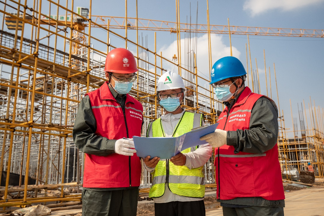 以党建责任制为抓手  引领保障建立园区一