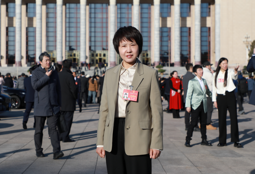 全国人大代表、赊店老酒副总经理兼总工