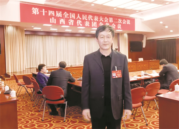 全国人大代表山西汾酒郝持胜建议加大对露酒酿造技艺的工艺传承与保护